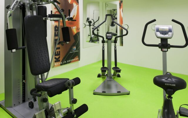 Holiday Inn Prague Airport by IHG