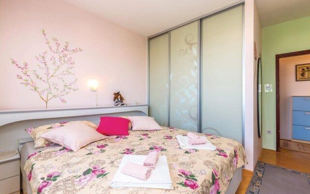 Awesome Home in Crikvenica With Wifi and 3 Bedrooms