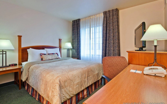 Staybridge Suites Chicago - Glenview by IHG