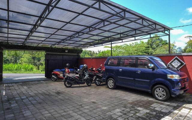 Airy Mengwi Teleng 100 Bali