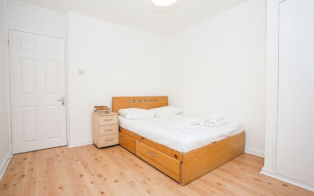 Fantastically Located 1 Bed Near Waterloo Station