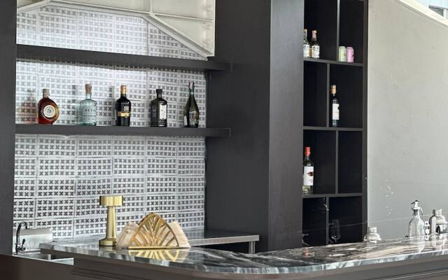 Taladnoi Paint House