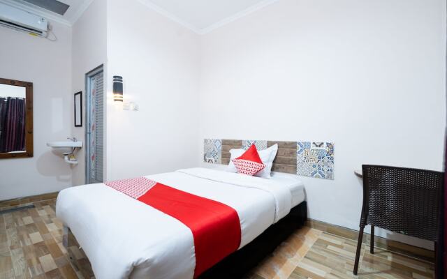 Art Guest House Syariah by OYO Rooms