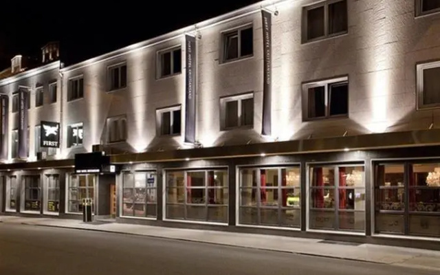 hotelImage
