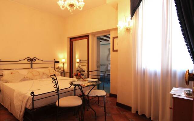 Cariccio Guest House, in the Historic Center of Venice