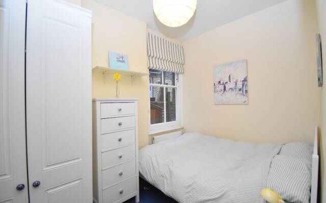 Lovely 1 BR Flat in Battersea