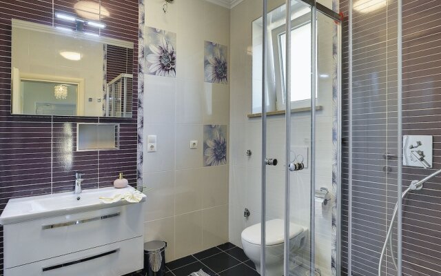 Charming Villa With Heated Pool Near Rovinj