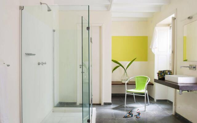 Casa Amarelo par Robert le Héros