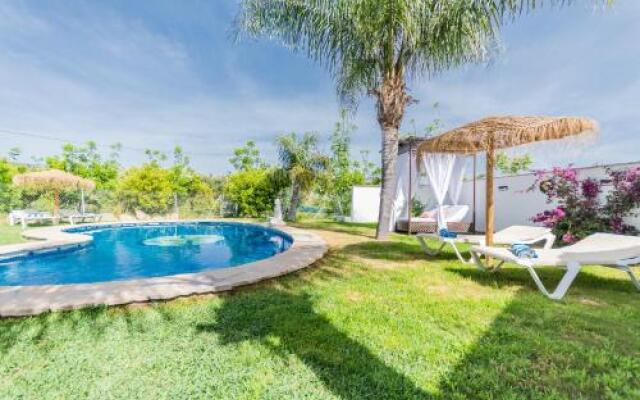 Cubo's Villa Sonia