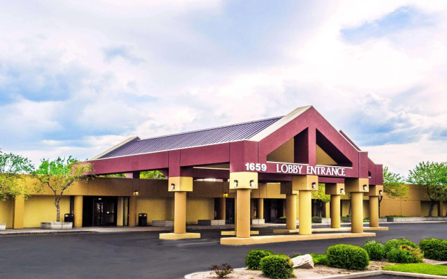 Ramada by Wyndham Salt Lake City North Temple