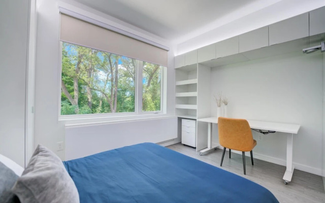 FRONTDESK Tremont Oaks Micro Apts Cleveland