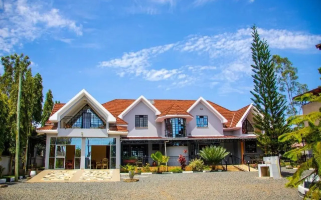 Mojoh Inn Hotel