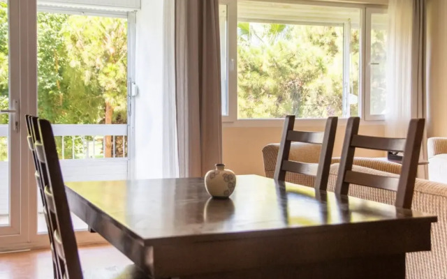 Lovely Flat near Public Transportation in Izmir