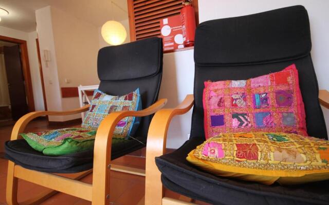 Sunny and Cozy Apartment, Lago Azul by Trip2Portugal
