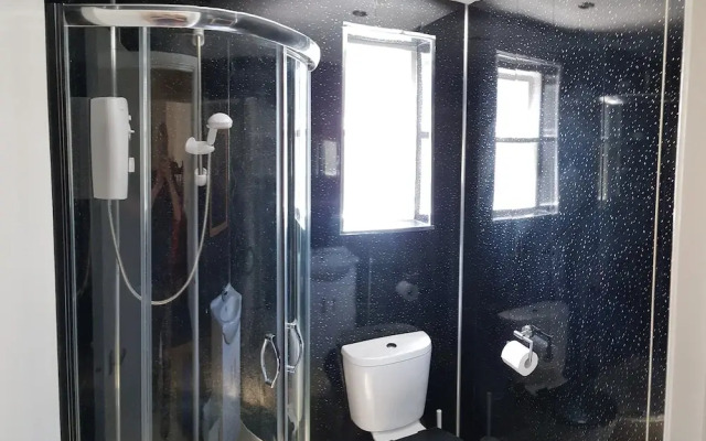 4 Berth, Ground Floor Flat, Glen Villa 1