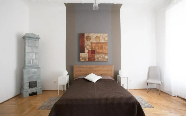 Modernized Condo for 6ppl CENTER