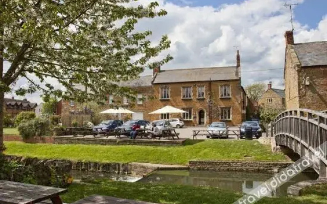 Nevill Arms Inn