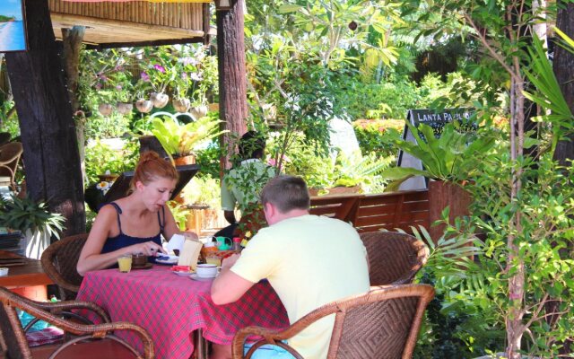 Lanta Pavilion Resort