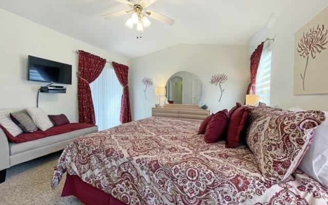 Greatest Grove 4 Bedroom Home by RedAwning