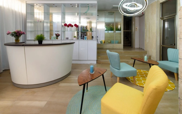 Beach View Apartments And Studio