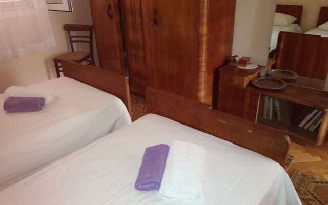 Rooms Brezak
