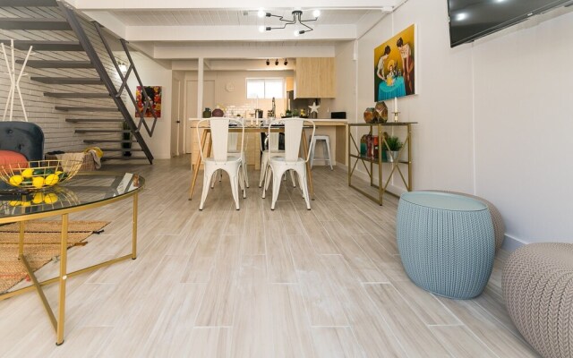 Medcenter Townhomes by Dunyha