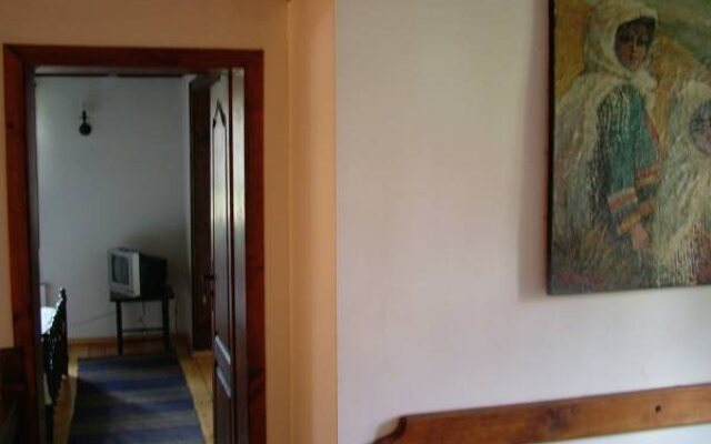 Hadji Neikovi guest houses