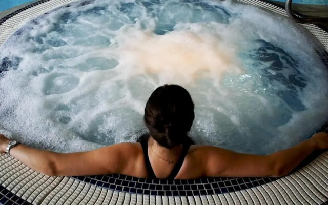 Birmingham North Moor Hall Hotel