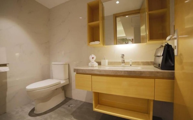 The Hotel V Zhenjiang Jingkou