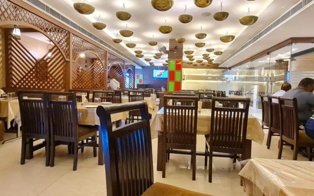 Hotel Makhan Residency