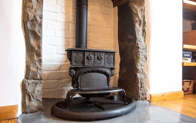 Lovely Central 1BR Flat in Prime Festival Location