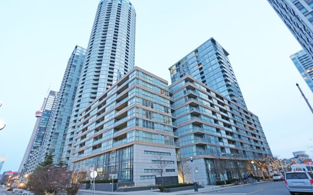 Fabulous Condo in Heart of Downtown