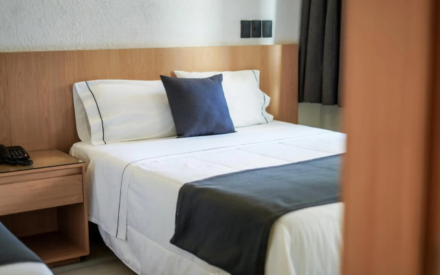 Hotel Emperador Centro Guadalajara y Remodelado