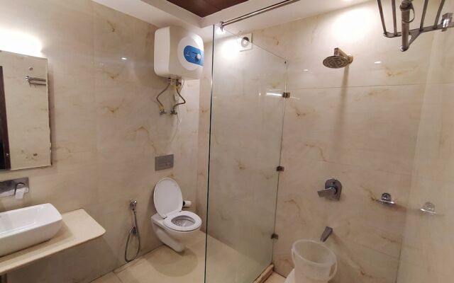 The Kenilworth Mussoorie by Stotrak