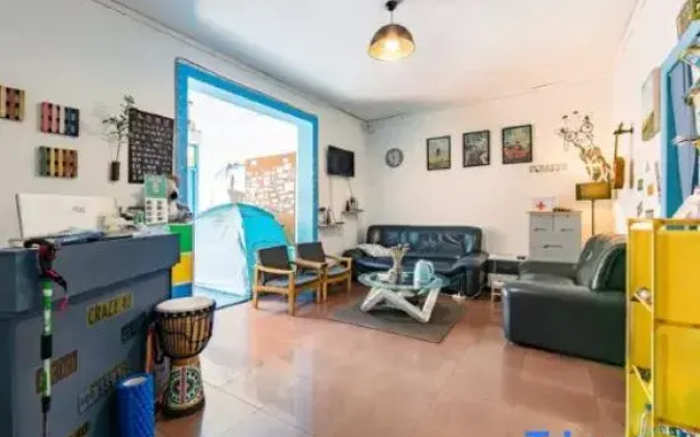 Yanta Hostel