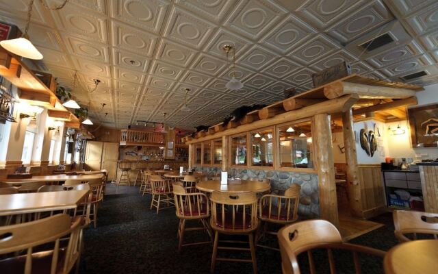 Frontier Suites Hotel in Juneau