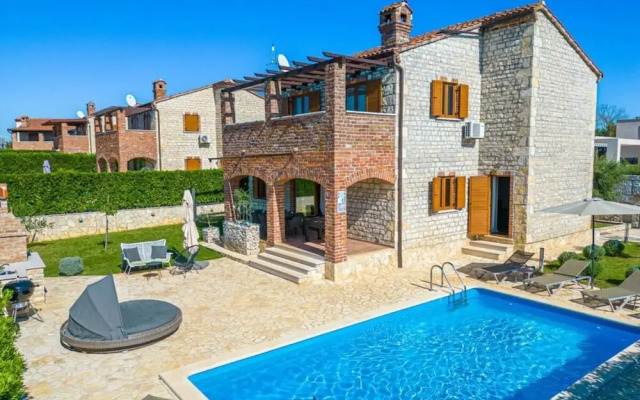 Paradis 6 Comfortable Holiday Residence