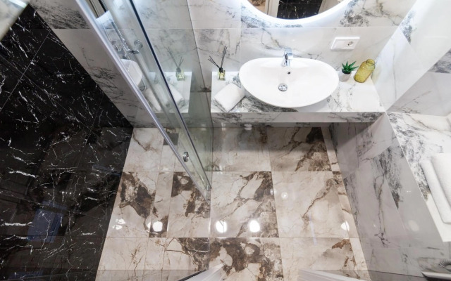 LEOGRAND apartment on Horodotska 45