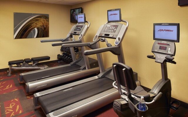 Courtyard by Marriott Chicago Highland Park/Northbrook