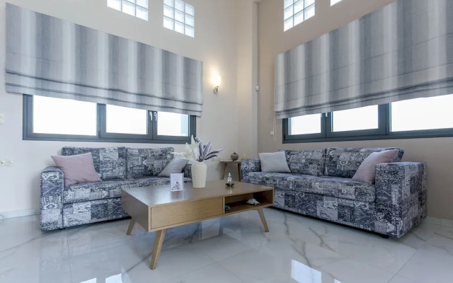 Marina&apos;&apos;s Villas