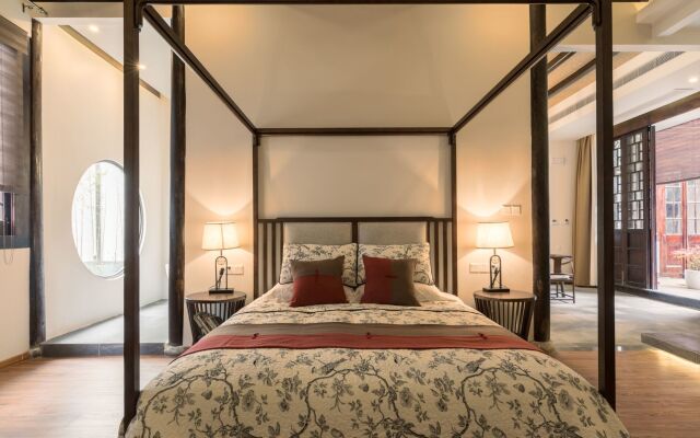 Yi Garden Cultural Hotel Disney Branch
