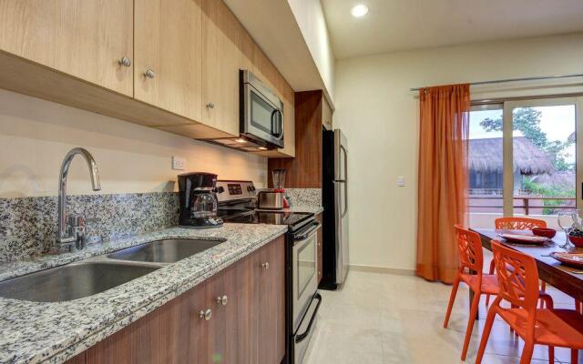 Blue Beach 2 BRM apt sleeps 5
