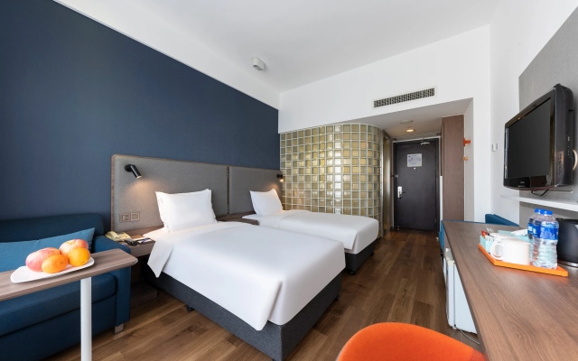 Holiday Inn Express Suzhou Changjiang by IHG – Guest Rooms – Suzhou