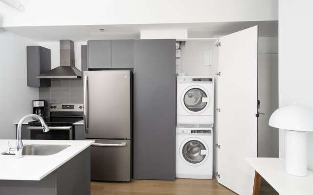 Bakan - Palais des Congres