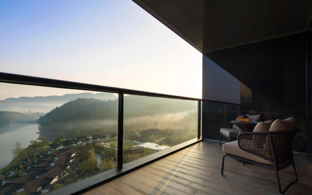 Banyan Tree Anji