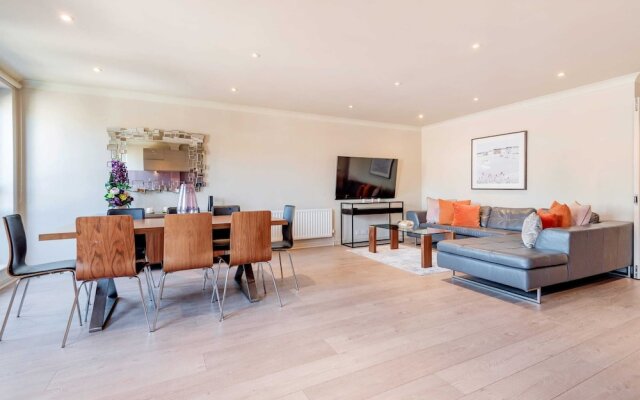 Stunning 3-bed in the heart of London