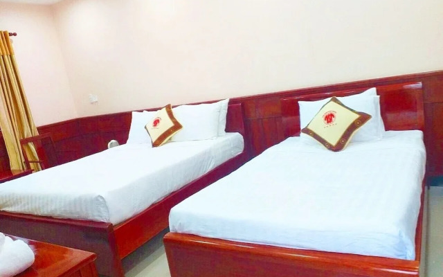 Con Dao Tan Son Nhat Hotel