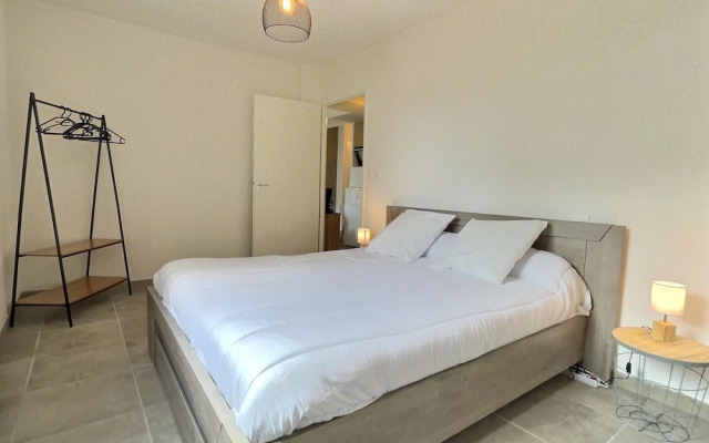 Luxurious Maisonette With Washing Machine Near Valras-plage