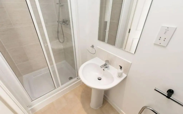 Flat 34 Fraser house apartment city centre apartment
