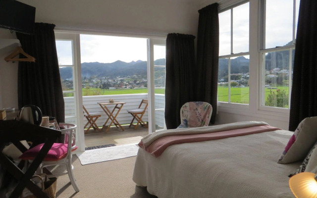 Cotswold Cottage Bed and Breakfast